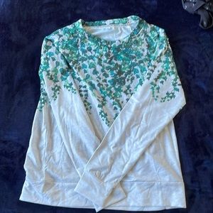 Leaf design light sweatshirt